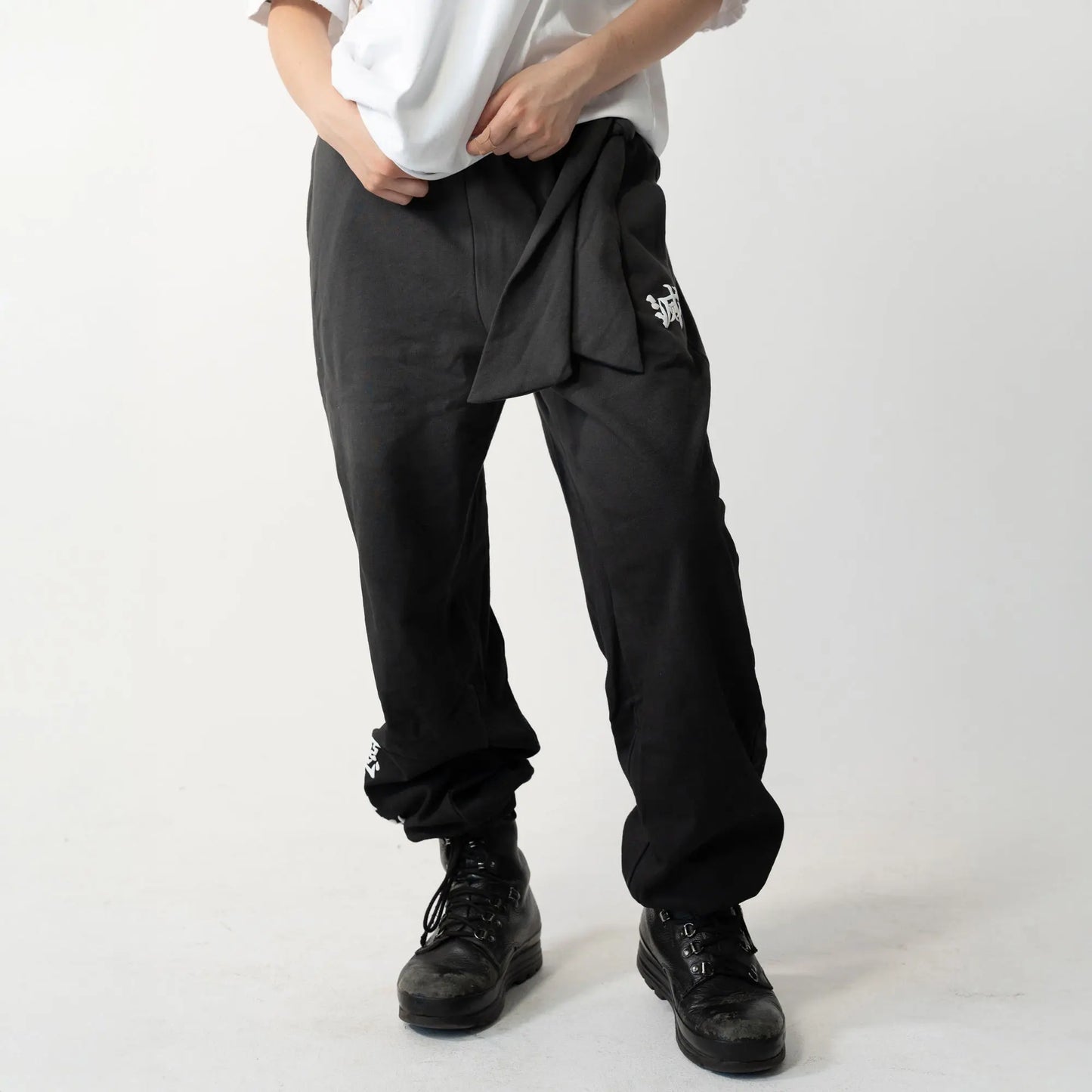 Hashira Sweatpants