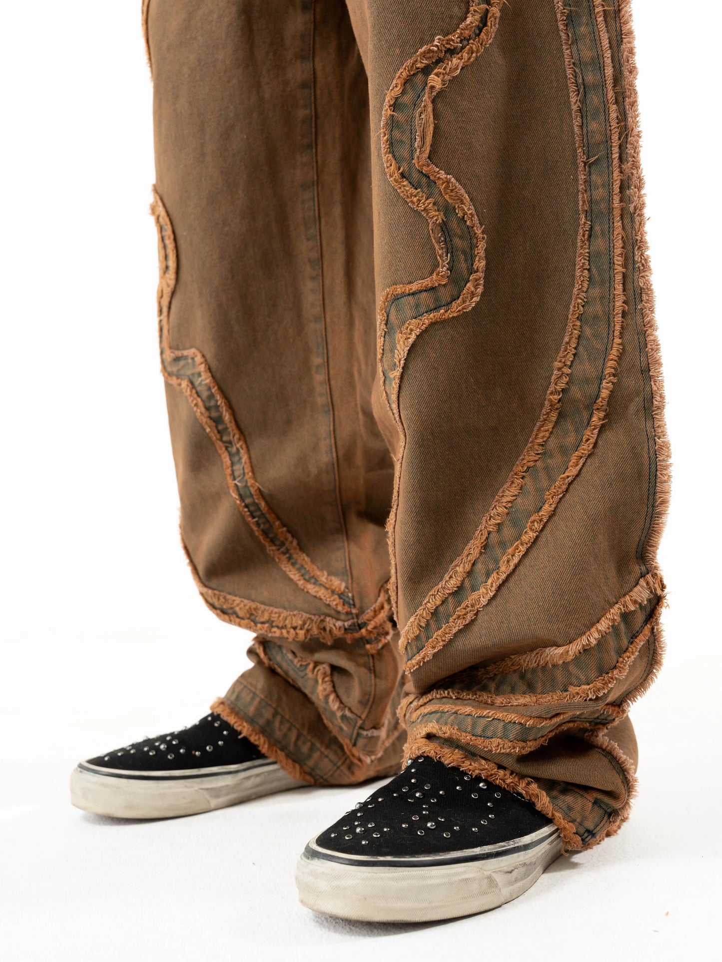 Riyo Distressed Jeans OTAKU
