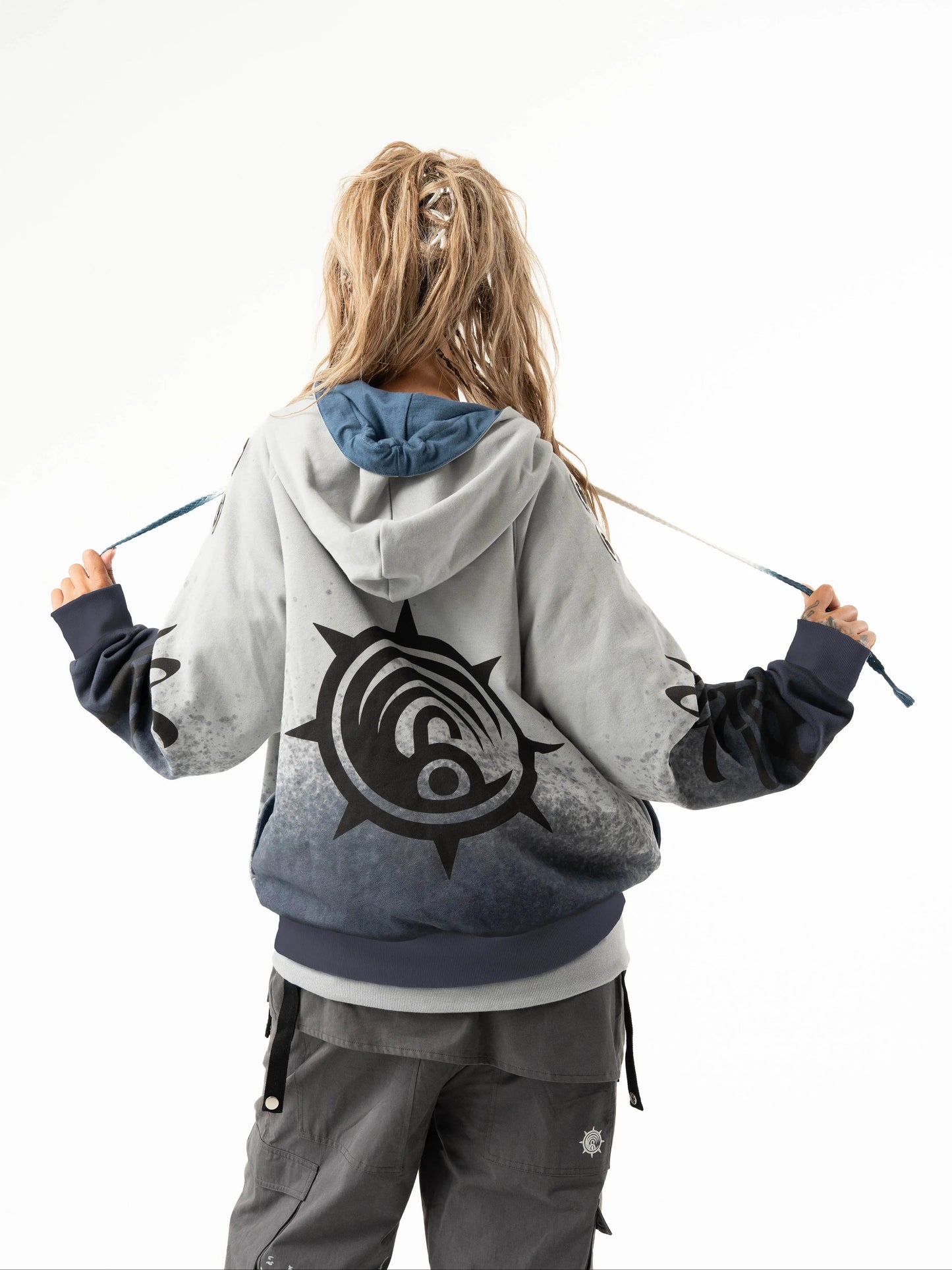 Tamsy Hoodie