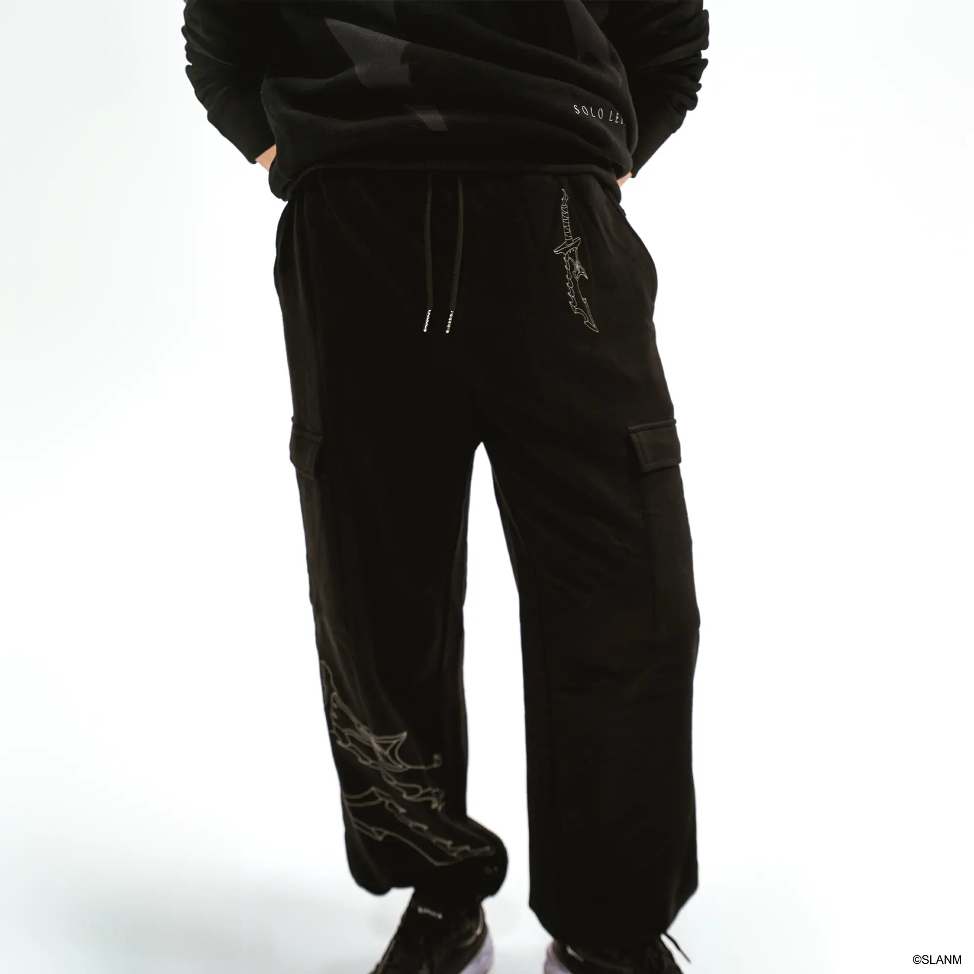 Sung Jinwoo Dagger Sweatpants OTAKU