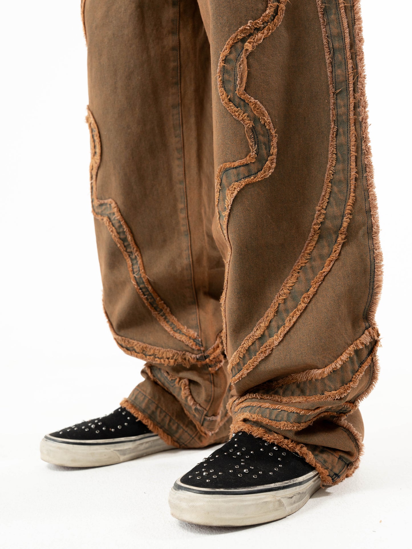 Riyo Distressed Jeans