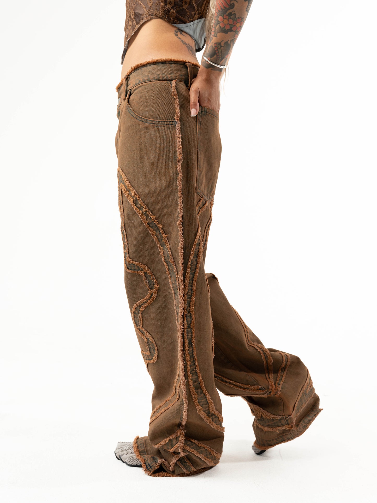 Riyo Distressed Jeans