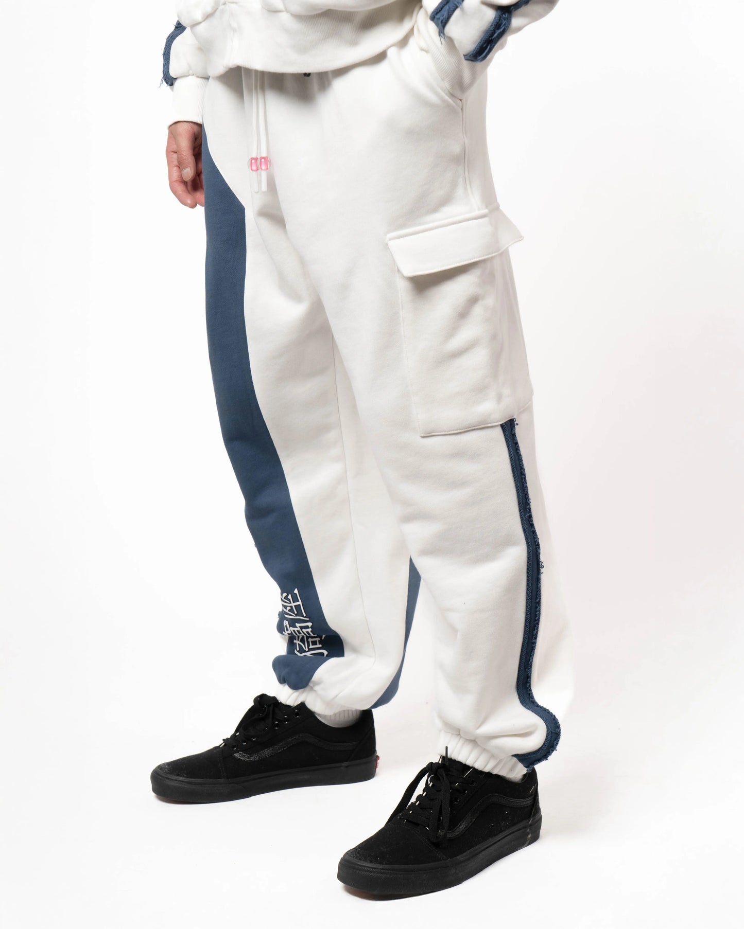 Akaza Sweatpants